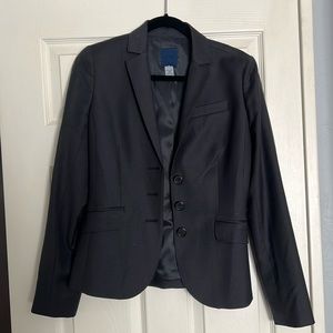 J Crew Super 120’s wool suit jacket in graphite size 6 Tall.